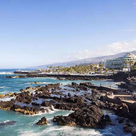 Home2book Prime Location Apt,